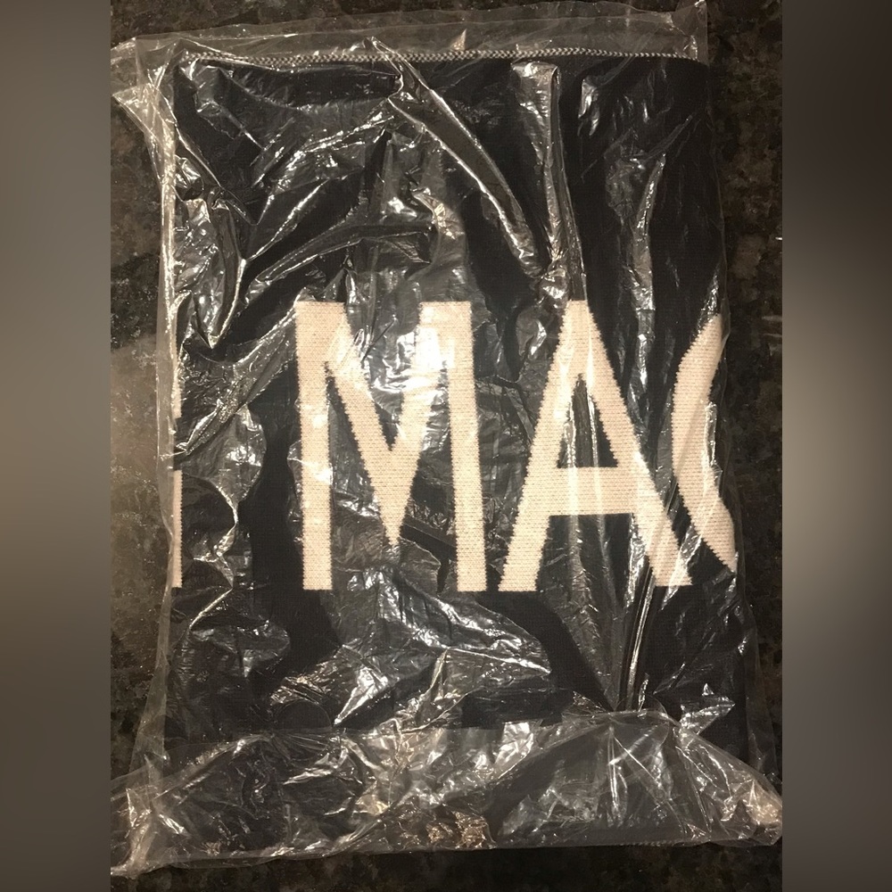 Mackage scarf